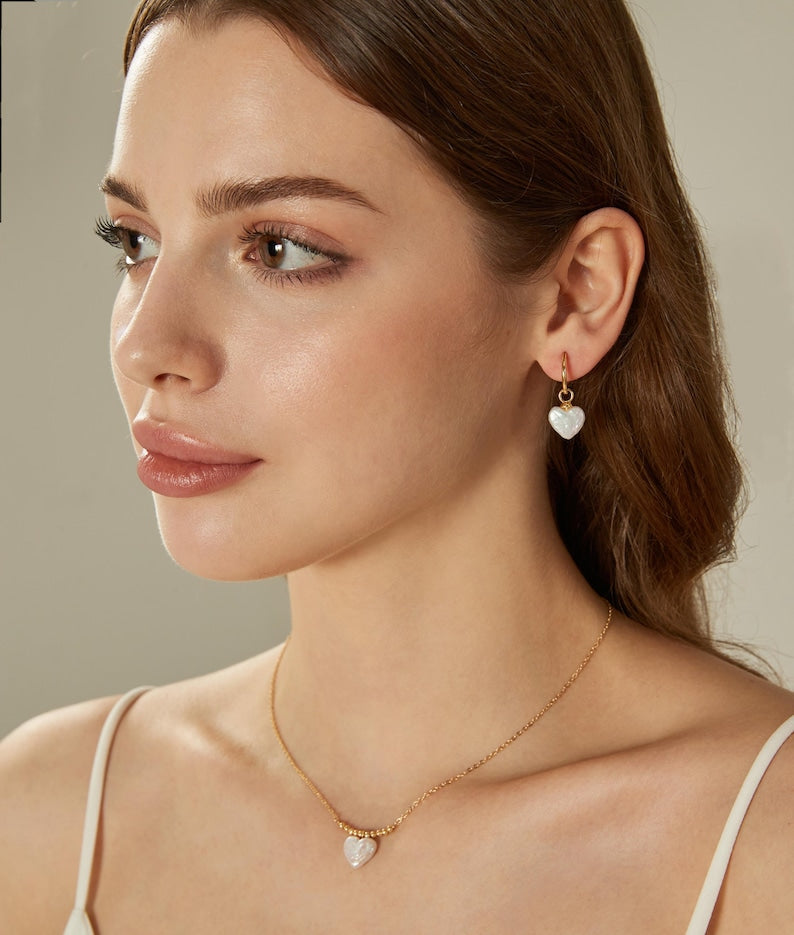 Baroque Pearl Heart Earrings,Gold Pearl Hoop Earrings,Pearl Drop Earrings,Bridal Earrings,Wedding Earrings,Pearl Jewelry Set,Heart Necklace